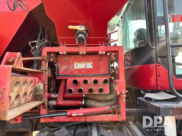 case-ih-titan-4530-image-59
