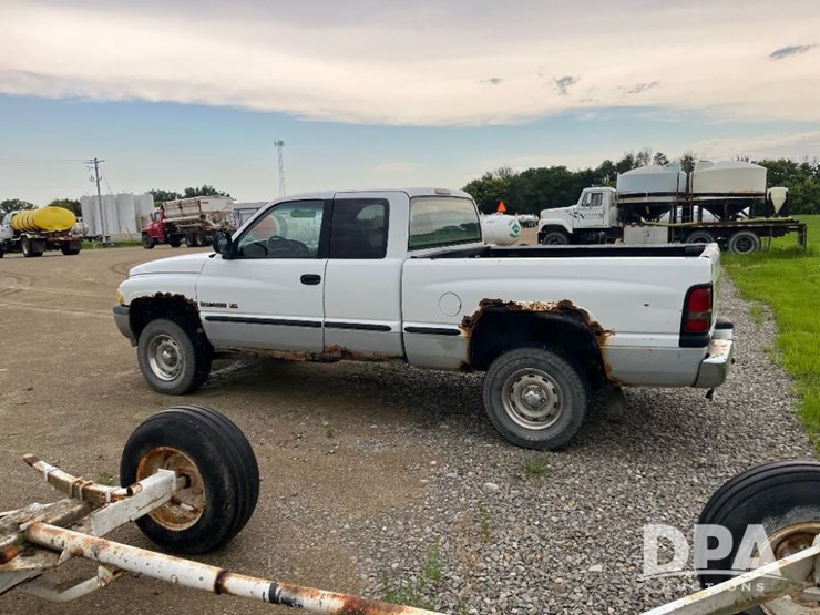 1998-dodge-ram-1500-image-14