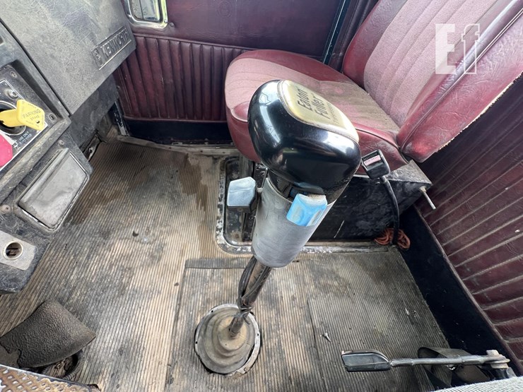 1992-kenworth-w900-image-26