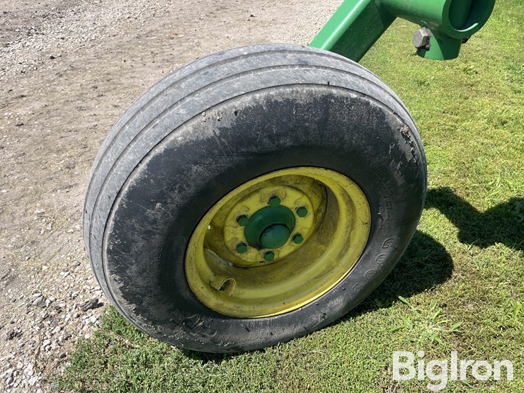 2015-john-deere-3710-image-19