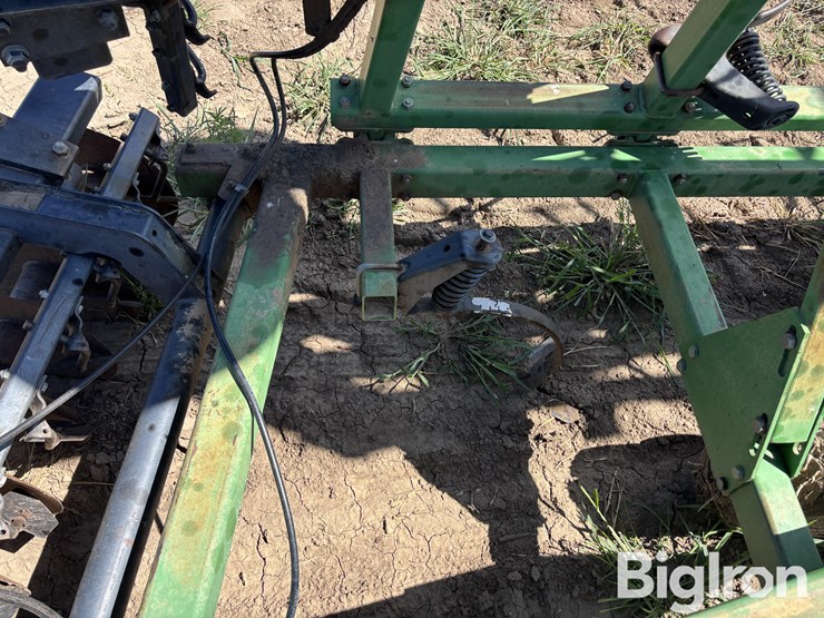john-deere-726-image-19