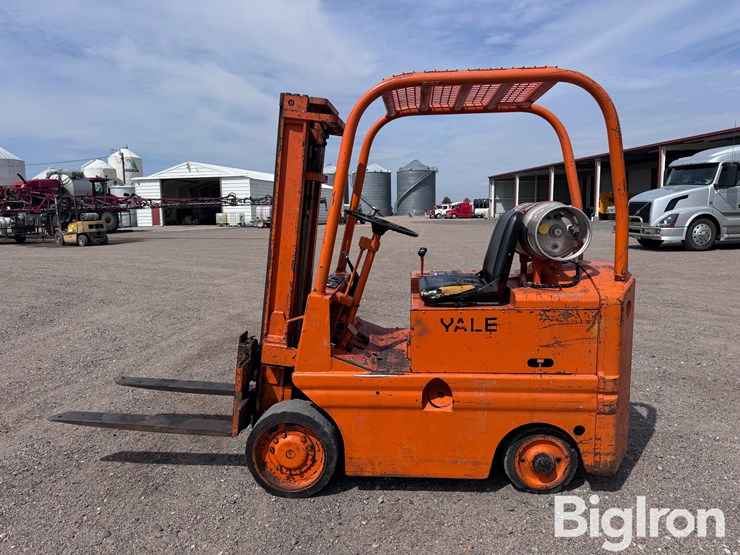 yale-l83c-040-sas-propane-forklift-image-8
