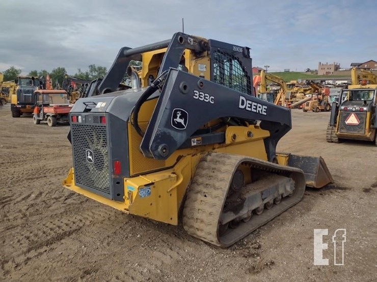2020-deere-333g-image-38