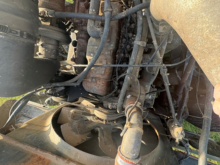 1982-mack-r686-image-44