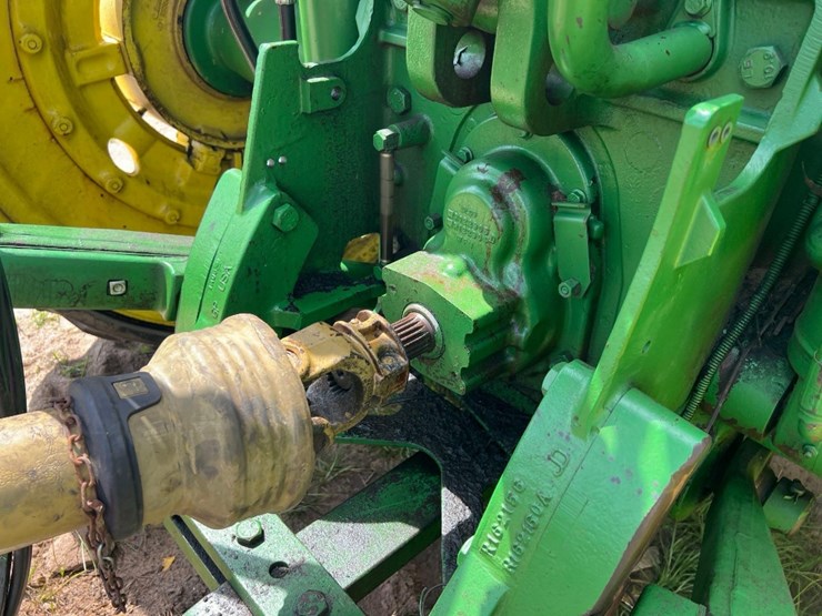 john-deere-8410t-image-10