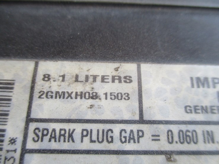 2002-chevrolet-3500hd-image-6