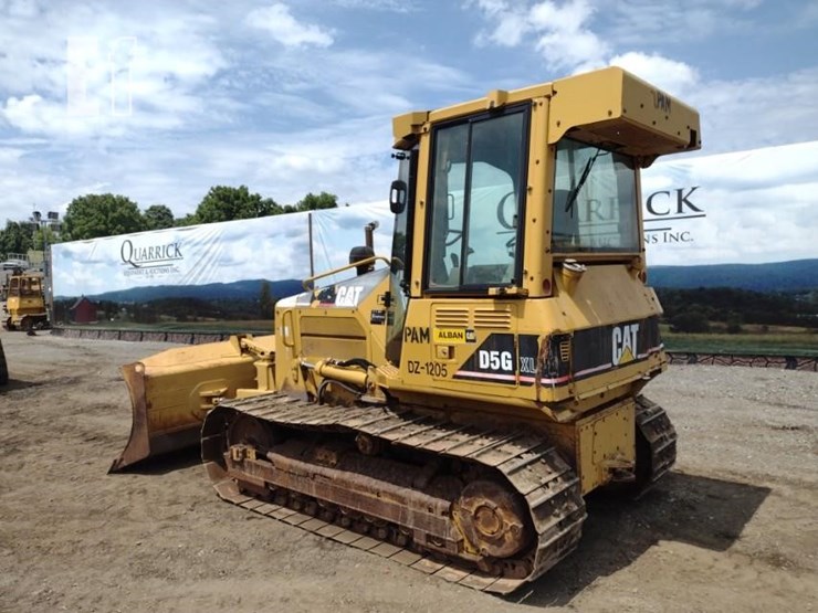 2004-caterpillar-d5g-xl-image-44