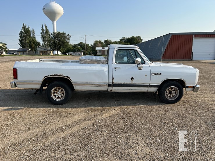 1988-dodge-ram-1500-image-7