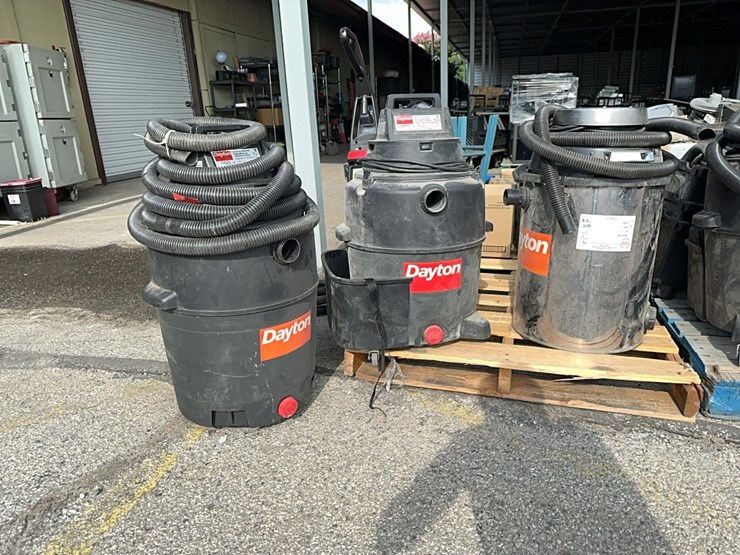 lot#-796-3-dayton-wet-dry-vacuums-image-1