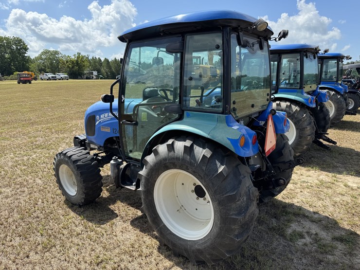 new-holland-boomer-47-image-7