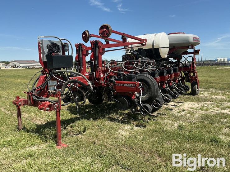 2012-case-ih-1250-image-1