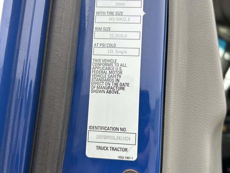 2020-kenworth-t680-image-18