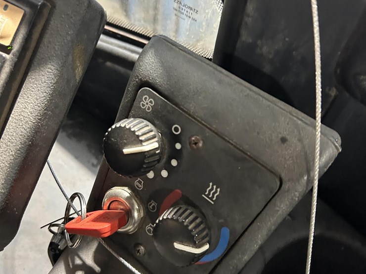 2007-deere-544j-image-23