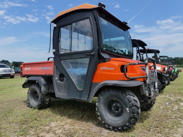 kubota-rtv900-image-1