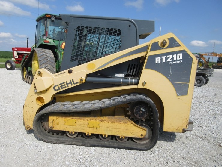 gehl-rt210-image-4