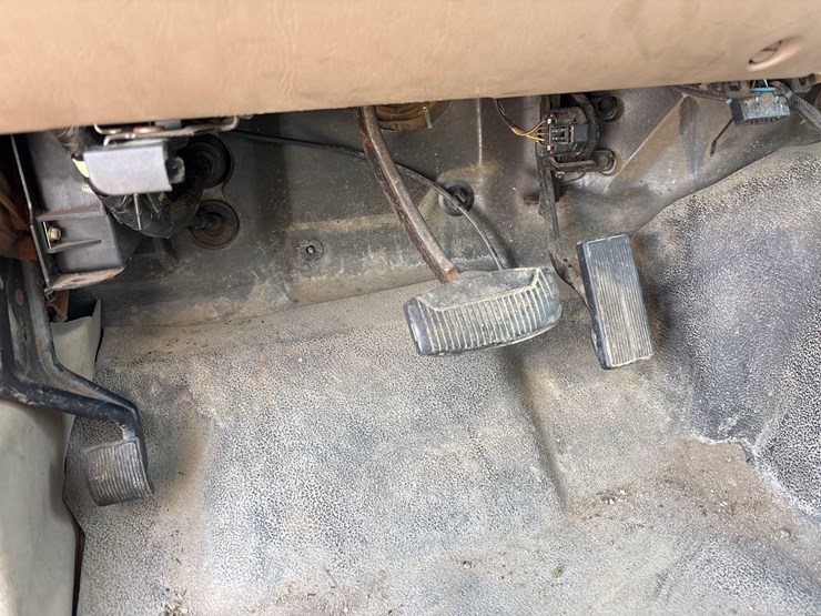 2002-ford-f550-image-20