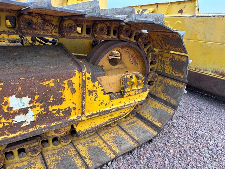 2007-komatsu-d39px-21-image-29