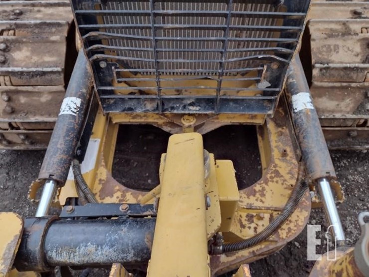 2014-caterpillar-d5k2-lgp-image-19