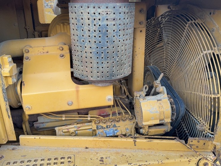caterpillar-d6h-xr-image-7