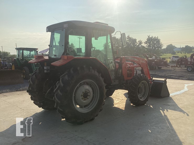 2007-massey-ferguson-573-image-4