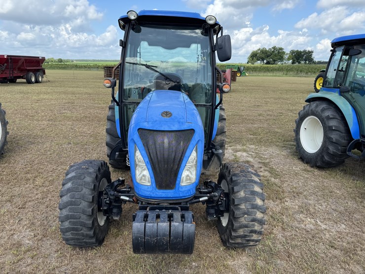 new-holland-boomer-47-image-3