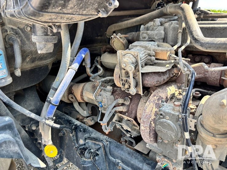 2016-kenworth-t880-image-70