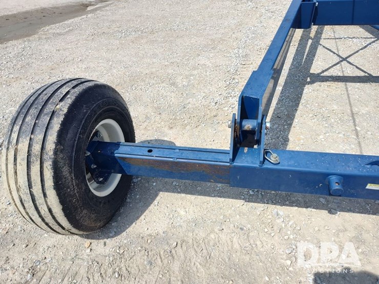 2016-harvest-international-h13114xt-auger-(lld1271)-image-12