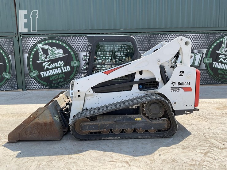 2022-bobcat-t770-image-1