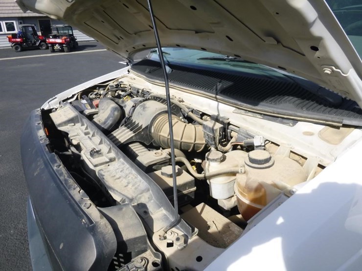 2008-ford-e350-image-11