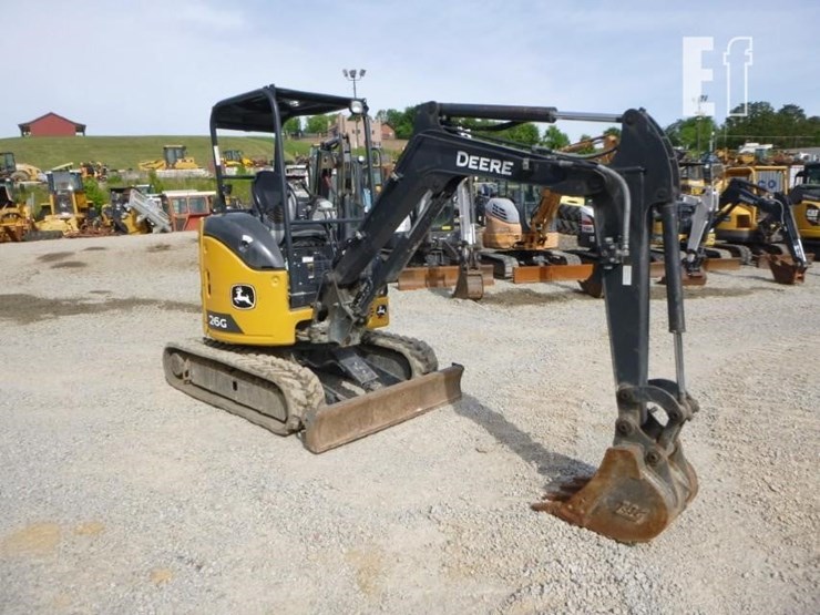 2022-deere-26g-image-47