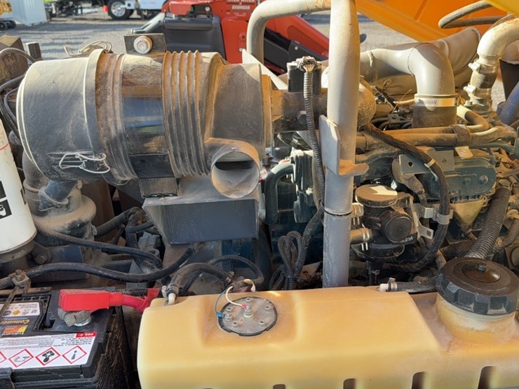 2015-atlas-copco-xas185kd7-image-11