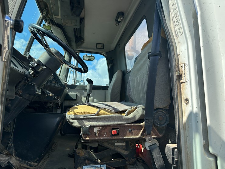 1997-cummins-m11-image-59