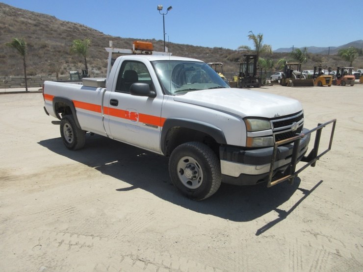 2007-chevrolet-2500hd-image-4