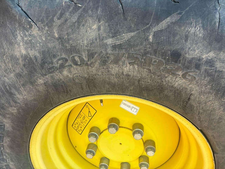 2013-john-deere-s680-image-11