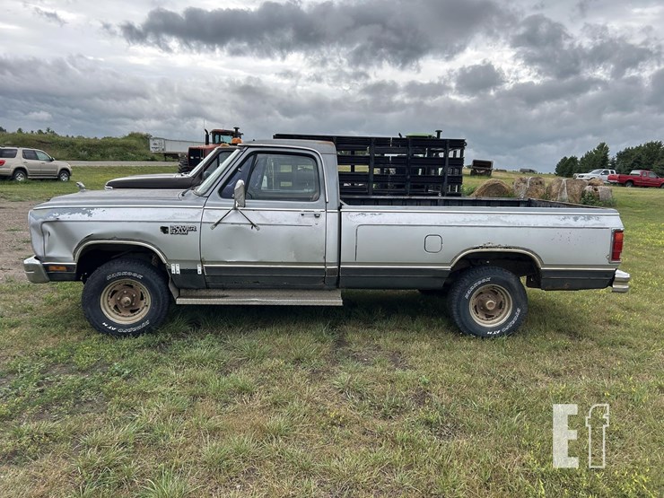 1987-dodge-150-image-5