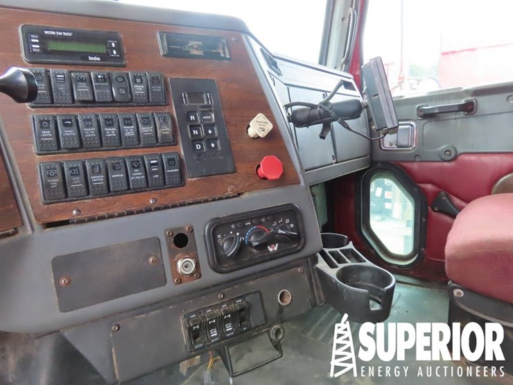 2012-western-star-4900-image-8
