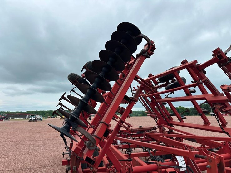 case-ih-4200-image-38