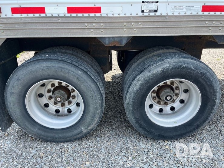 2015-timpte-grain-trailer-image-20