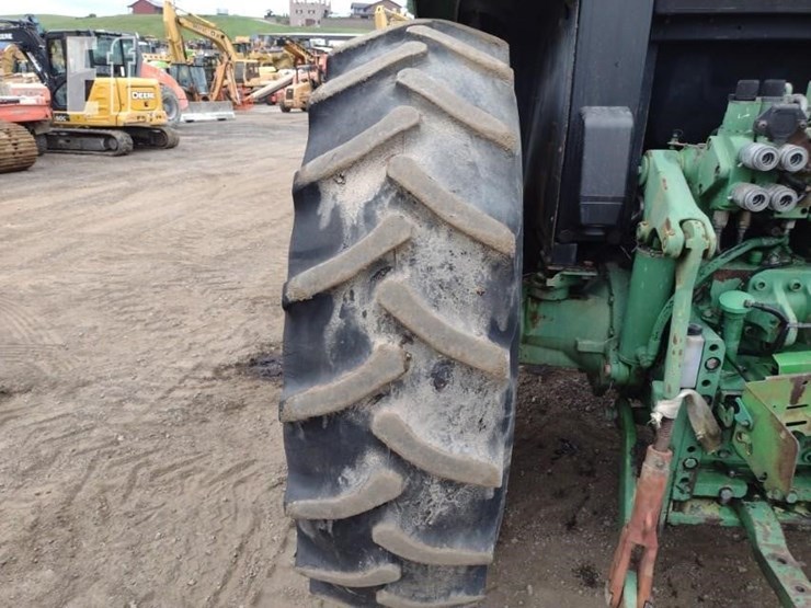 1995-john-deere-6400-image-18
