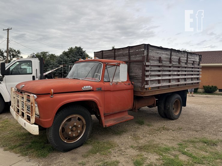 1966-ford-f600-image-1