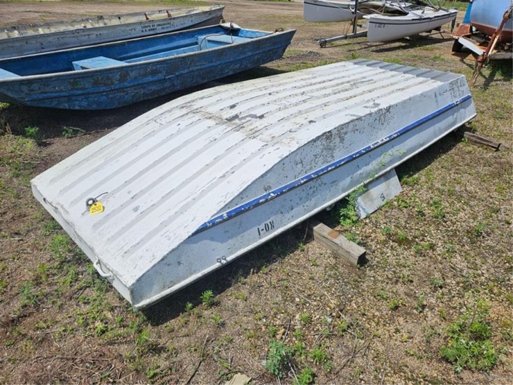 #2532-•-14'-flat-bottom-aluminum-boat-image-1