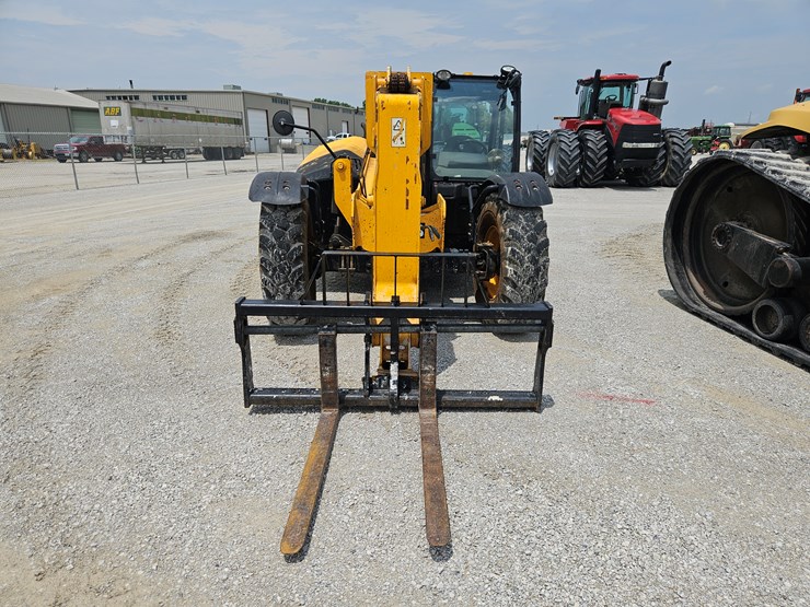 2014-jcb-507-42-image-2