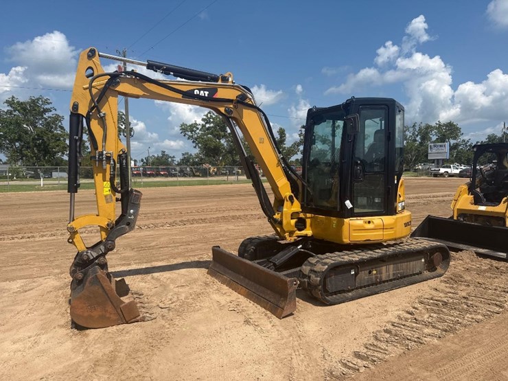 caterpillar-305e2-cr-image-2