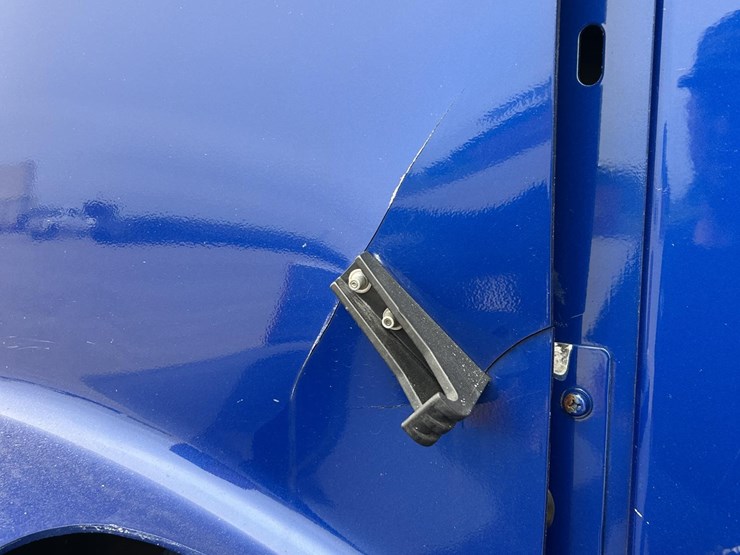 2019-kenworth-t800-image-27