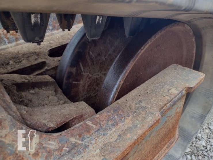 2019-bobcat-t590-image-34