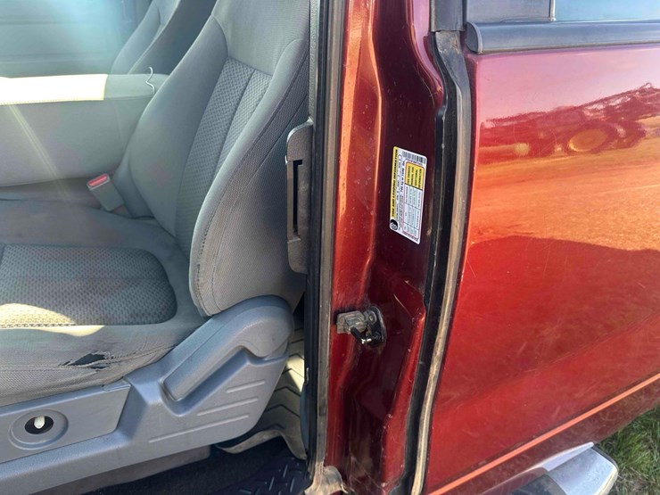 2014-ford-f150-image-15