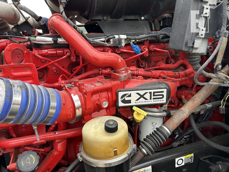 2018-kenworth-t800-image-32