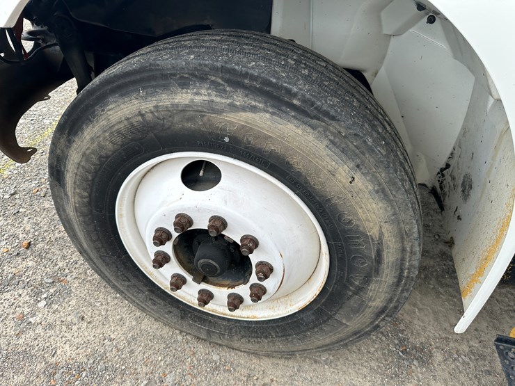 2006-international-durastar-4400-image-8