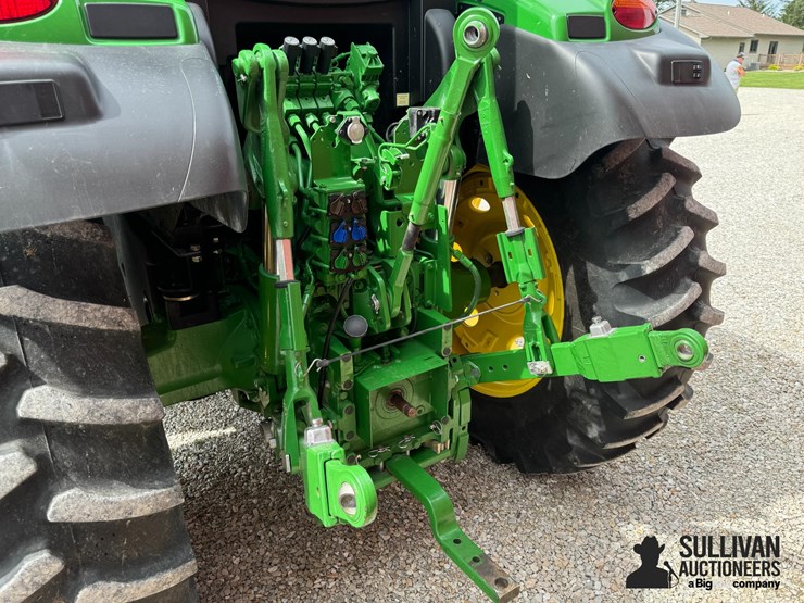 2023-john-deere-6r-145-image-15