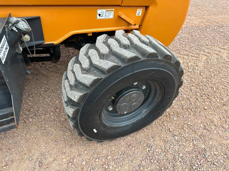2019-case-588h-image-8